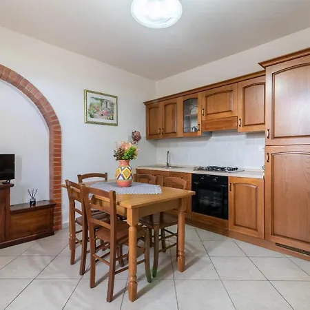 Holiday home Papa Giuseppe La Stalla Cortona